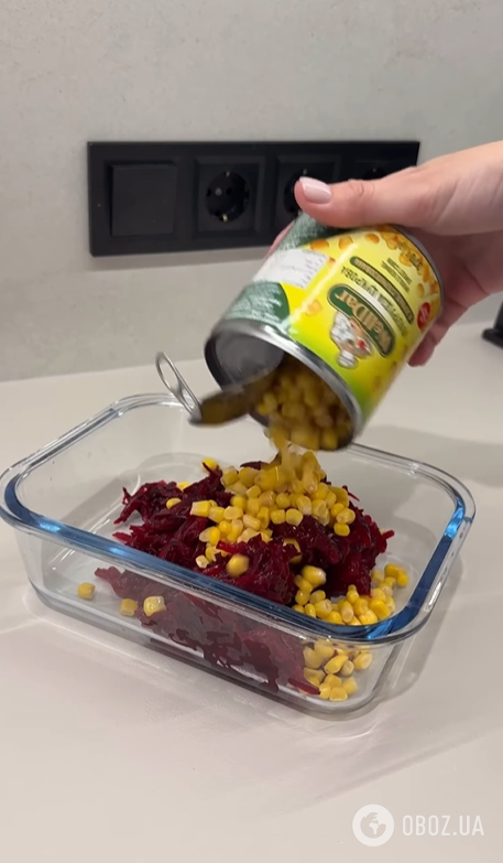 Полезный свекольный салат за 5 минут: готовится без майонеза