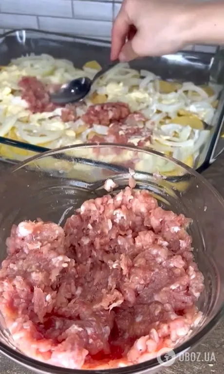 Ситна картопляна запіканка на вечерю: додайте багато сиру