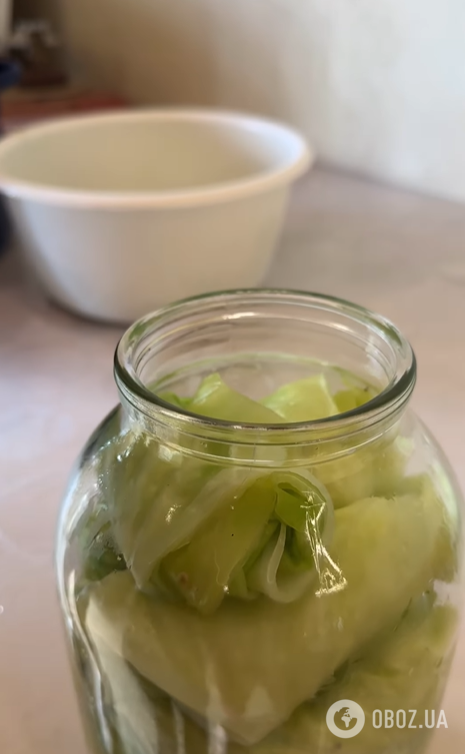 Как заготовить капустные листья на зиму: особенно удобно использовать для голубцов