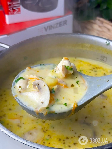 Самый вкусный сырный суп на курином бульоне: как приготовить блюдо для обеда