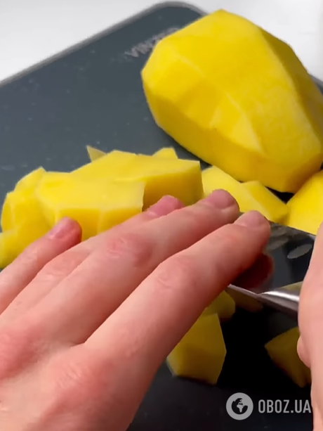 Самый вкусный сырный суп на курином бульоне: как приготовить блюдо для обеда