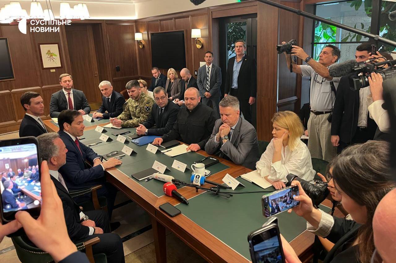 "Закладаємо основи майбутньої процвітаючої України": Умєров розповів про перебіг переговорів у Маямі