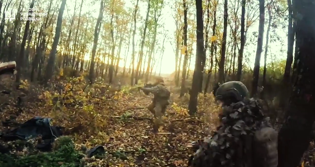 Штурм і зачистка позицій ворога: у ГУР показали ексклюзивні кадри бойової роботи на Запорізькому та Лиманському напрямках. Відео