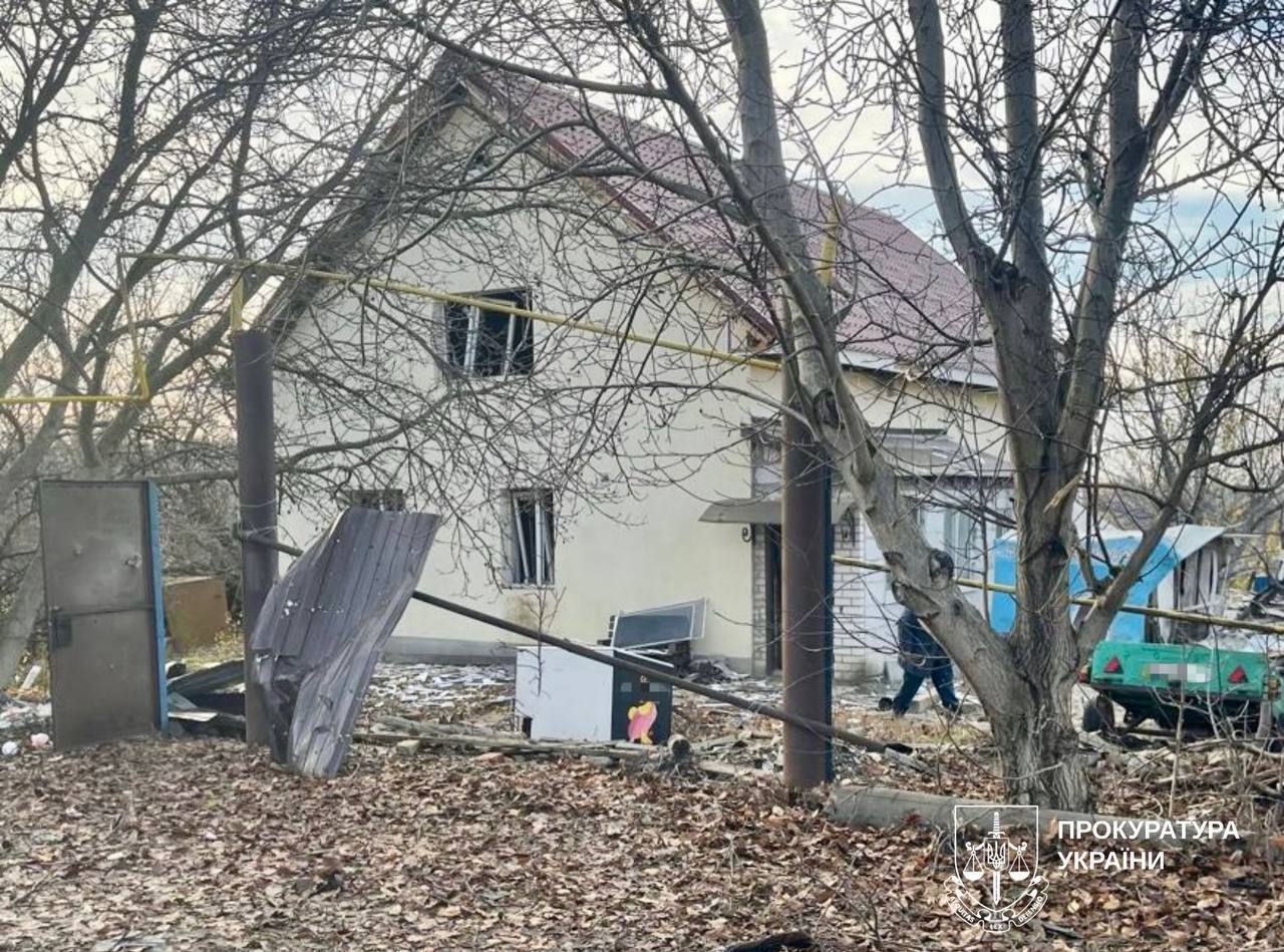 Окупанти атакували Харківщину: стались пожежі, серед постраждалих – вогнеборці. Фото