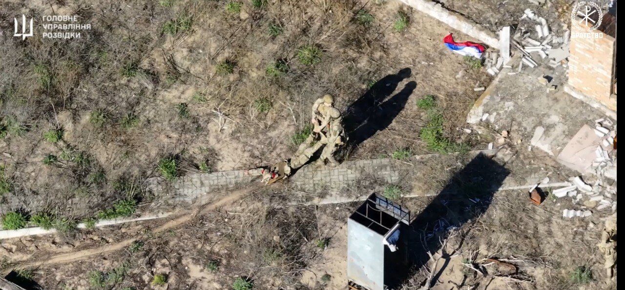 Підняли синьо-жовтий прапор: у ГУР розкрили подробиці спецоперації на території Каховського водосховища. Відео