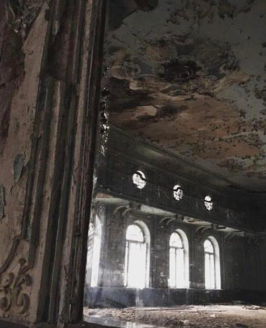 Через бездіяльність мінкульту продовжується руйнація памʼятки архітектури національного значення – колишньої будівлі "Англійського клубу" в Дніпрі