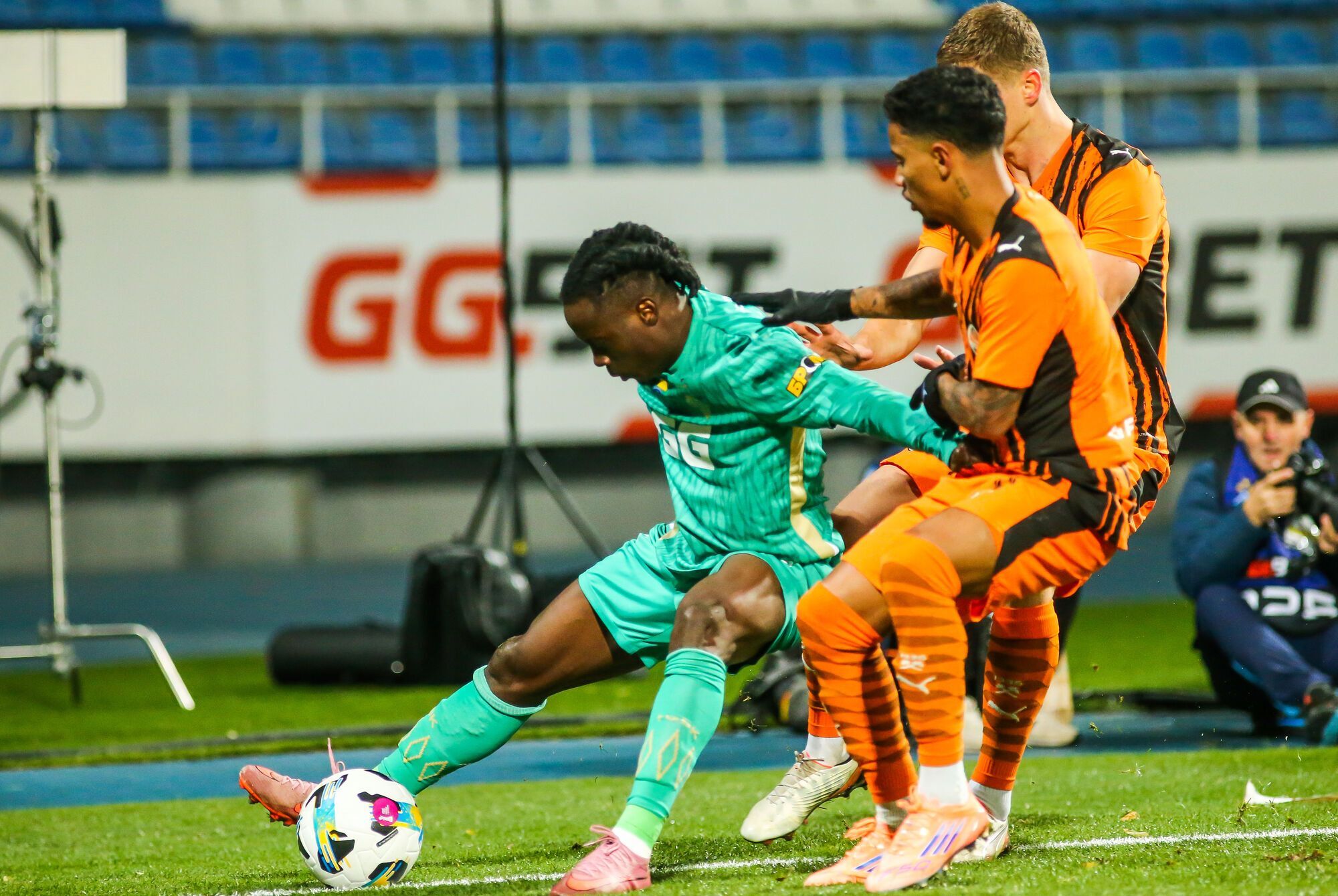 Решающий тур для "Динамо" и "Шахтера": чего ждать от украинских клубов в Лиге конференций