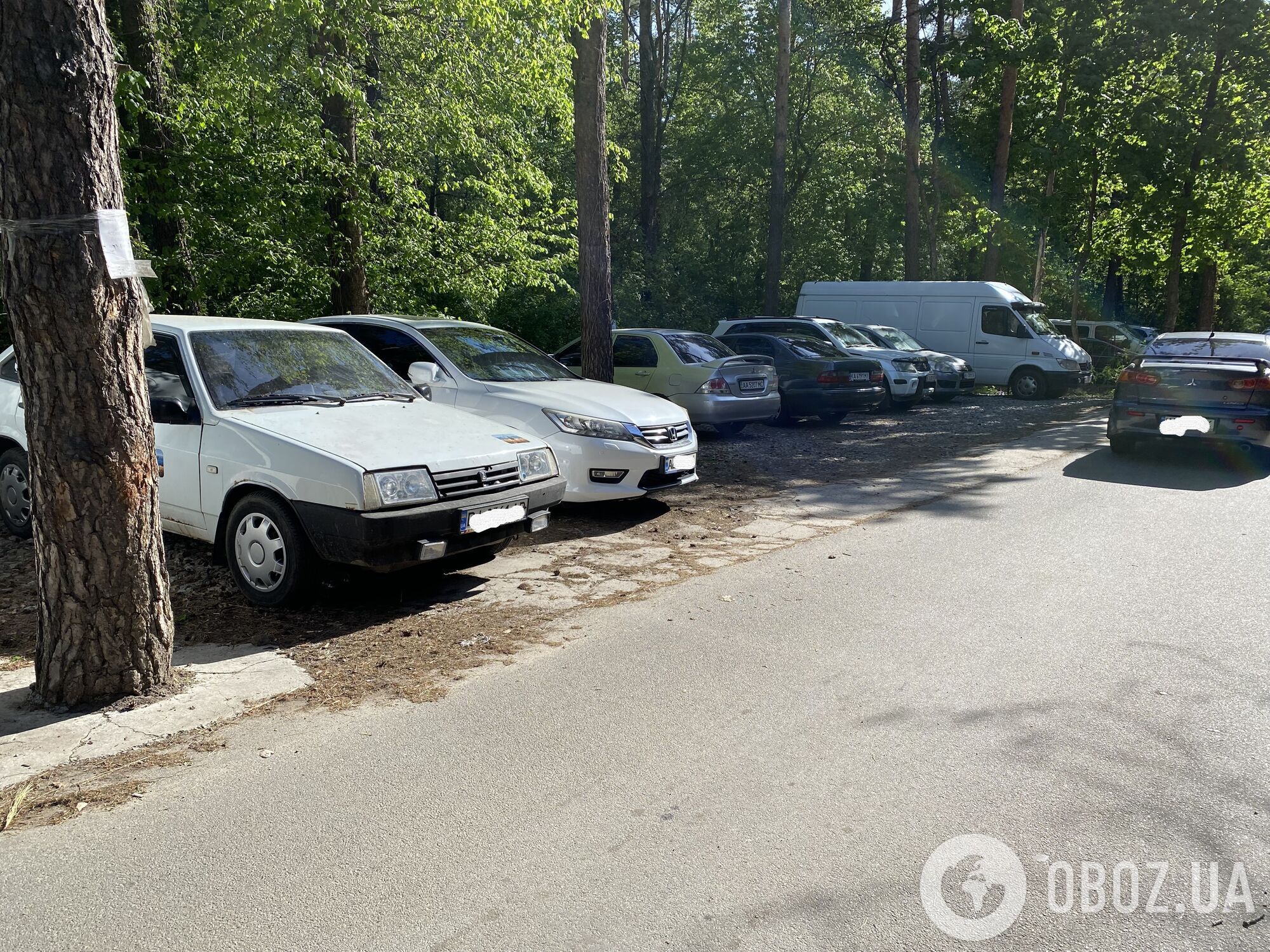 Семья экс-милиционера продолжает затягивать дело о сносе незаконнного ресторана в Национальном парке в Киеве: защита просит остановить решение суда