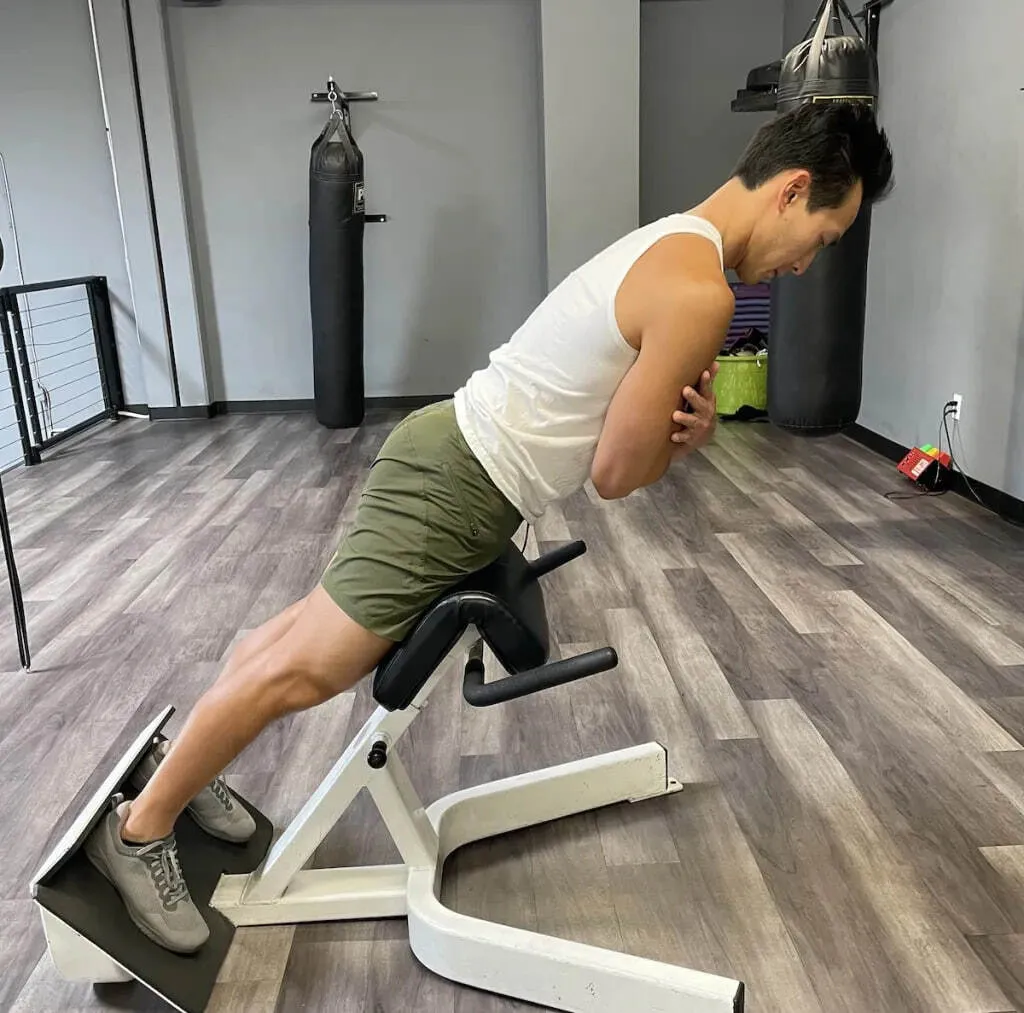 4 популярных упражнения, которые могут вредить вашей спине