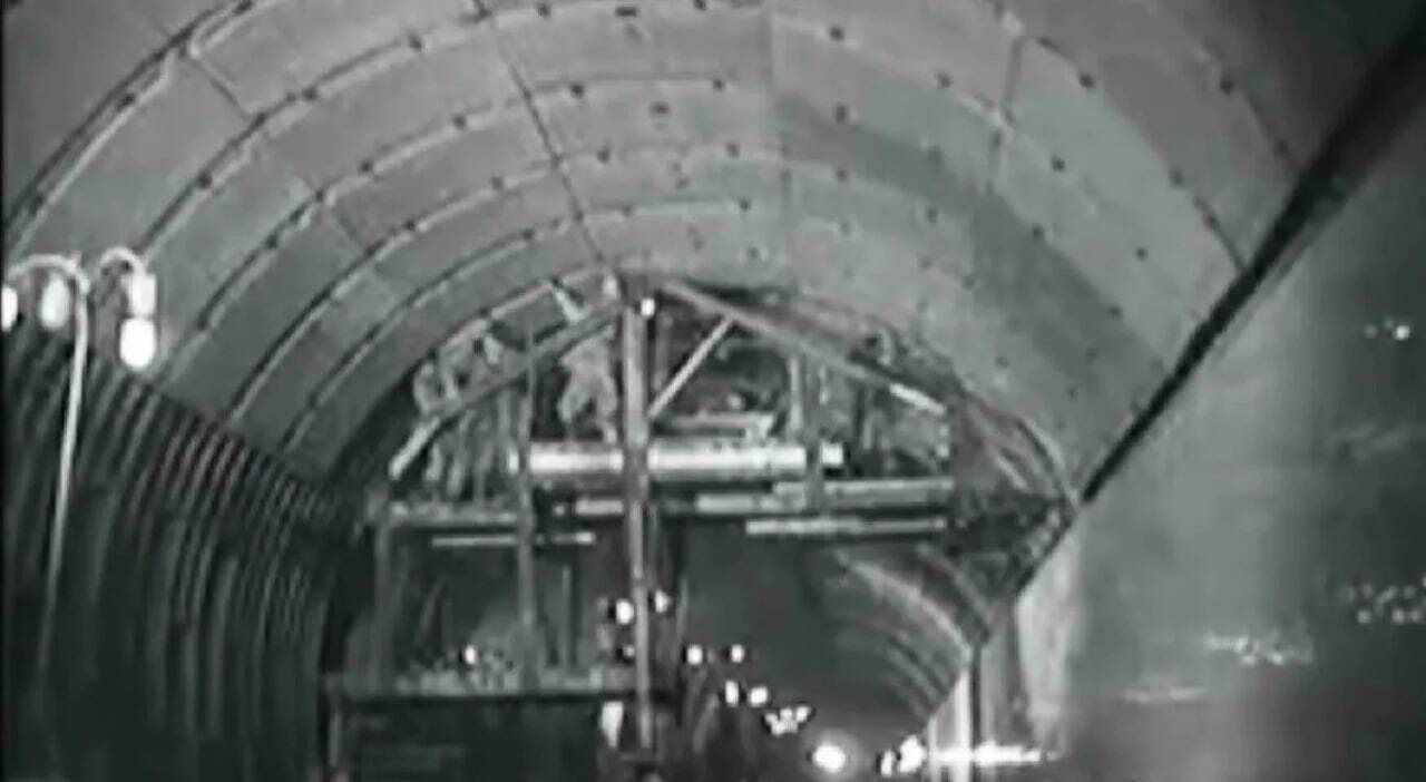 Київському метро 65 років: історія будівництва столичної підземки. Унікальні фото та відео