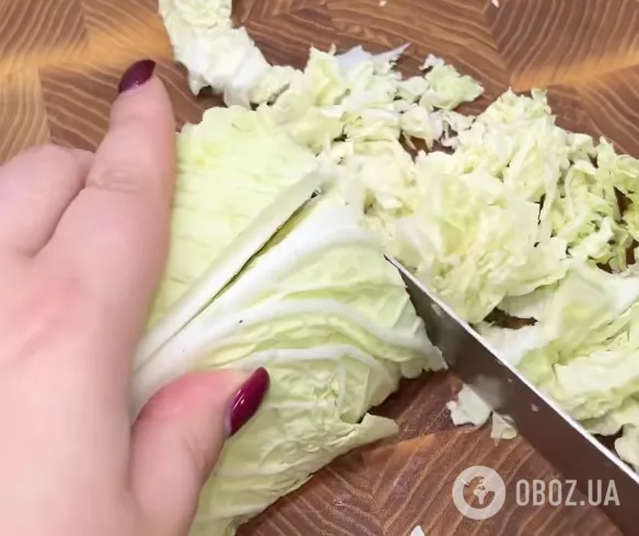 Смачний салат "Дністер" із пекінської капусти: рецепт бюджетної страви за 10 хвилин