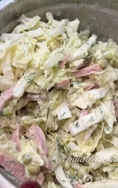 Смачний салат "Дністер" із пекінської капусти: рецепт бюджетної страви за 10 хвилин