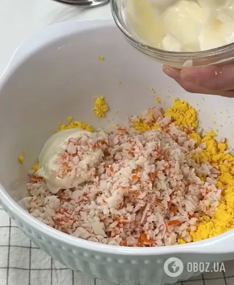 Фаршировані яйця зі смачною начинкою: рецепт закуски для новорічного столу за 2 хвилини