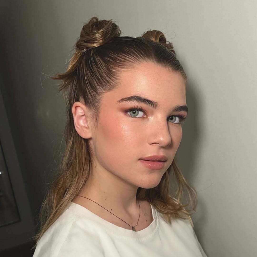 Які зачіски з 90-х повернулися в моду: фото