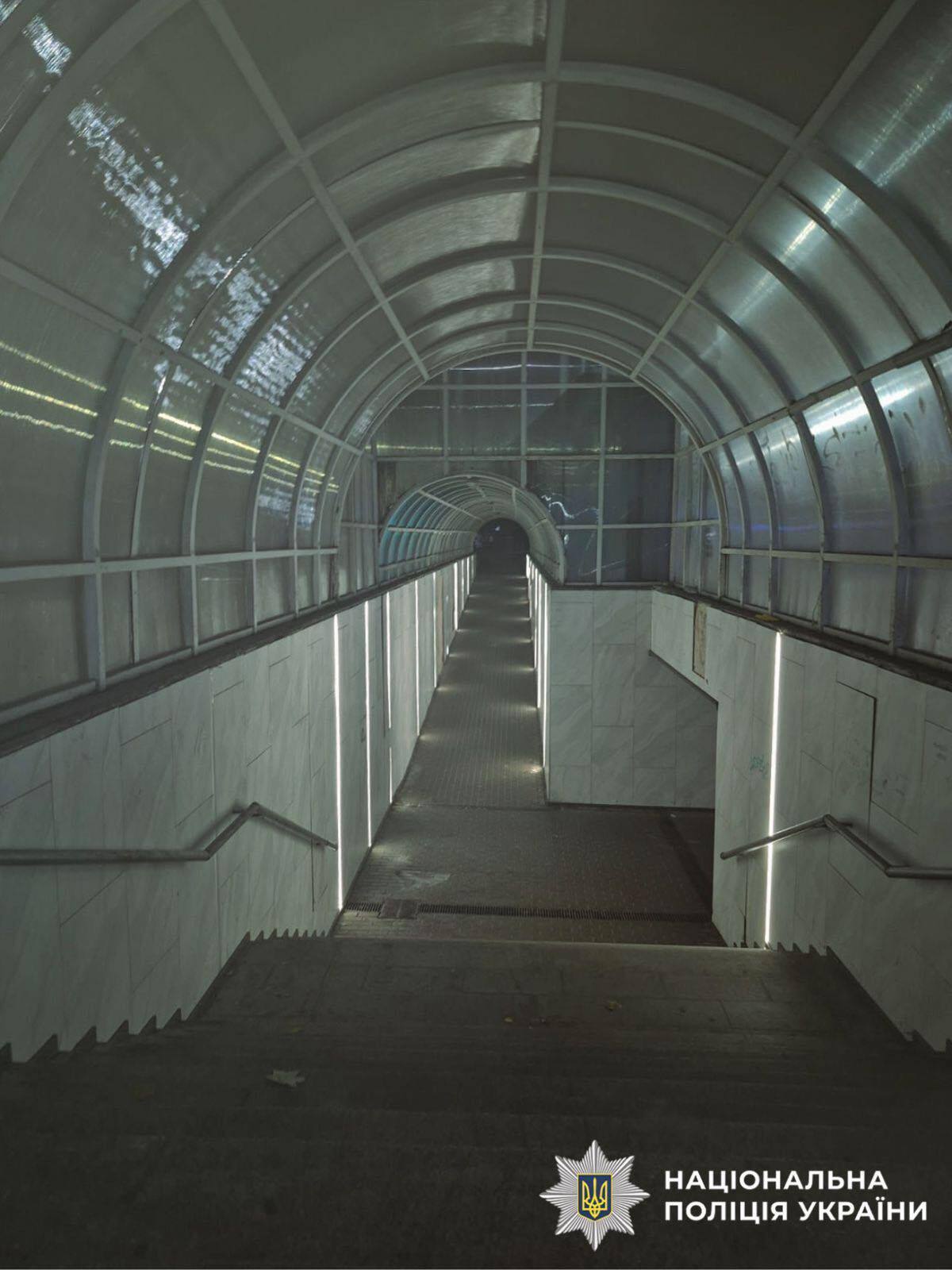 Под Киевом молодой человек из-за замечания избил прохожего и начал стрелять. Подробности и фото