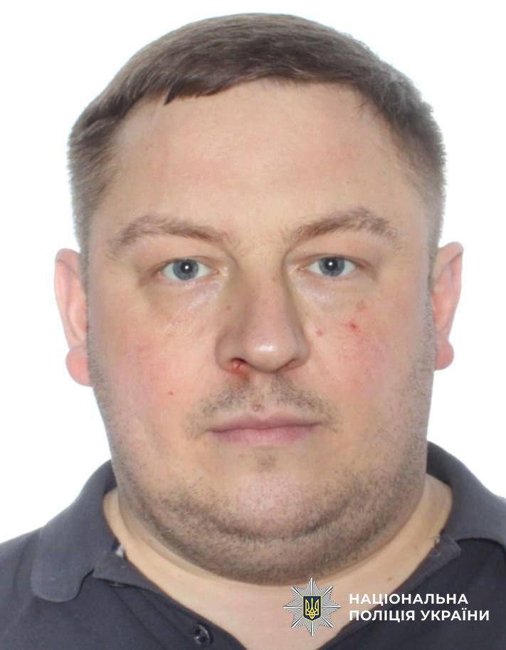 Знайшли та затримали начальника одного з відділень поліції Києва, який не виходив на зв'язок: зникли арештовані кошти, до яких він мав доступ