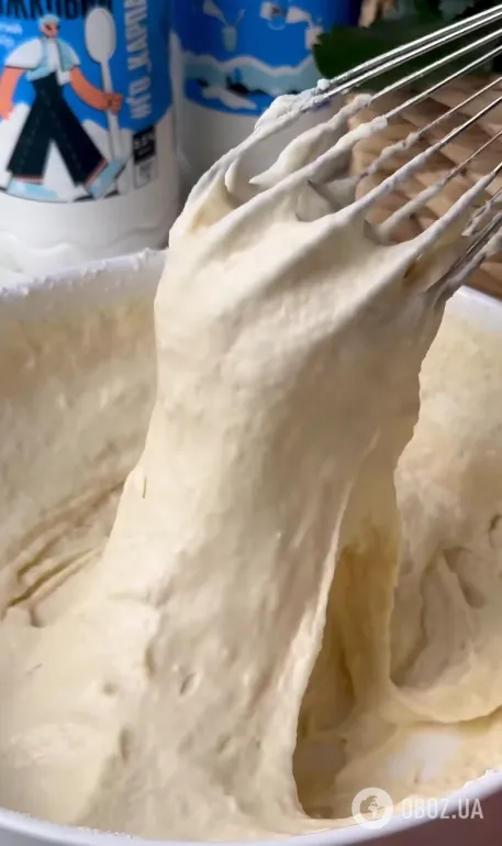 Ліниві пиріжки з яйцем та цибулею: готуються лічені хвилини