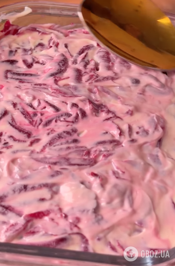 Салат "Крабова Шуба" для святкового столу: рецепт смачної та легкої страви