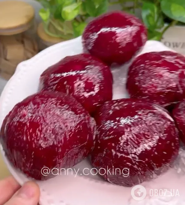 Смачна закуска "Шуба" з буряка та оселедця: ділимося рецептом ефектної страви