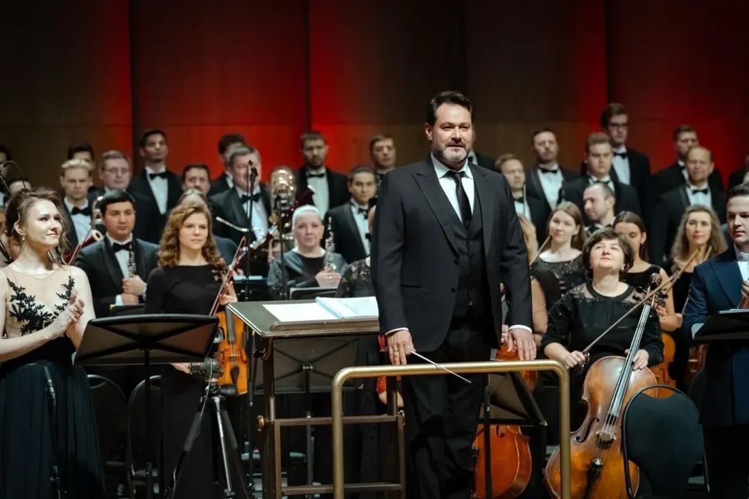 "Придворного" співака Кремля та довірену особу Путіна зі скандалом не пустили виступати в Італії