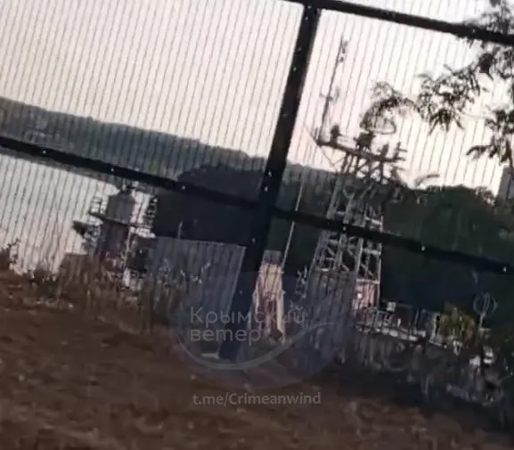 Остался лишь корпус: оккупанты разграбили в Севастополе захваченный украинский корабль dqxikeidqxidqeant