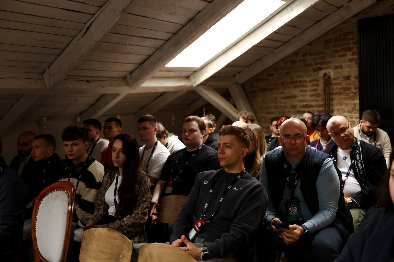 Искусственный интеллект как драйвер новой волны ИТ-профессий: инсайды от экспертного митапа Favbet Tech