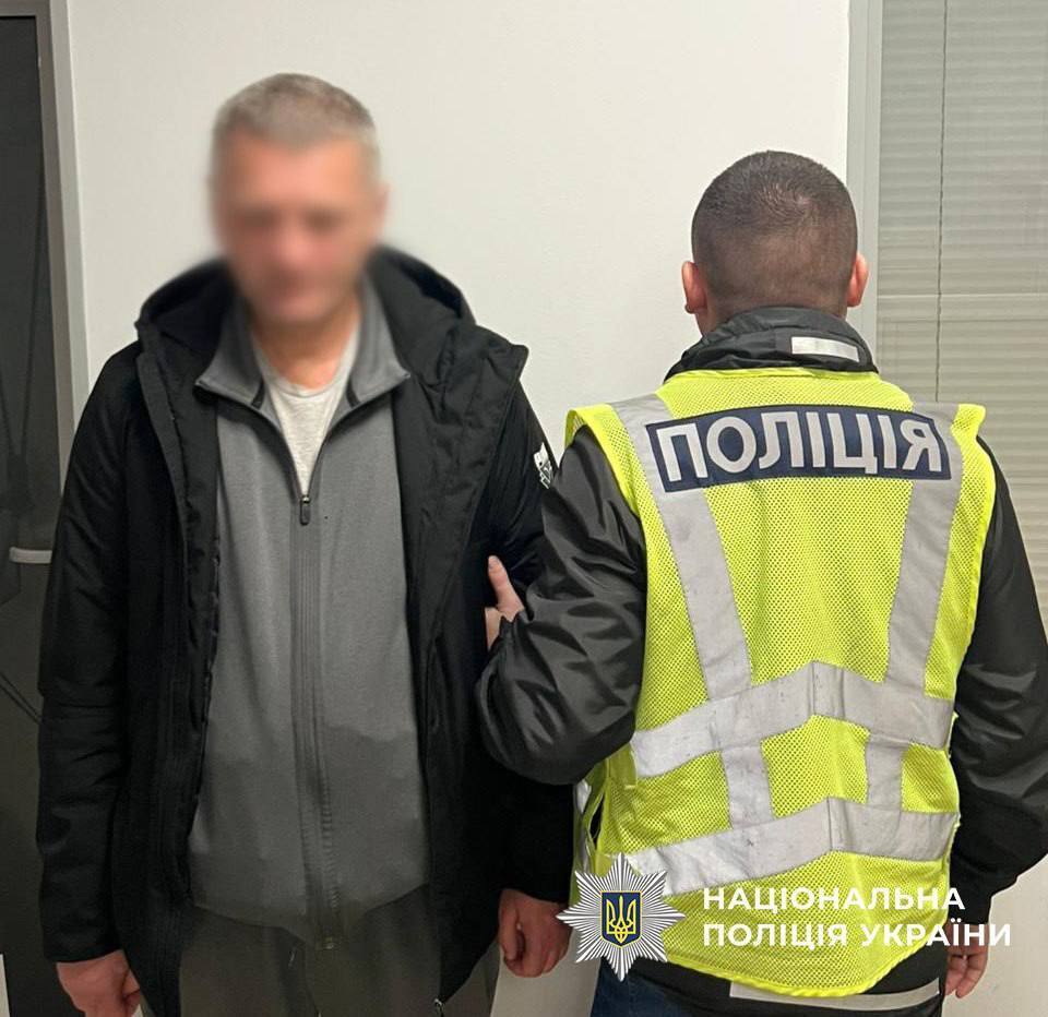 У Києві "таксист"-рецидивіст зґвалтував 18-річну дівчину. Подробиці справи