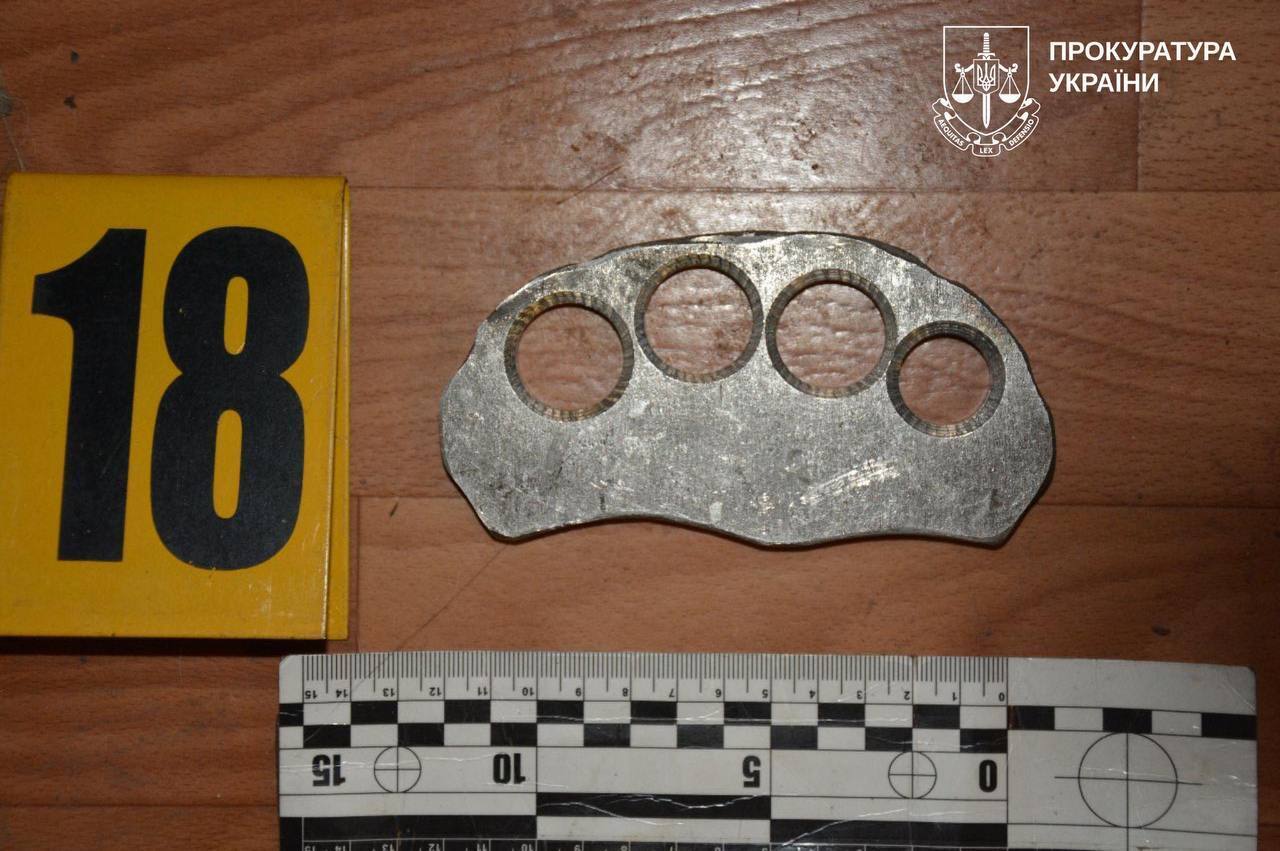 Тіло викинув у під'їзд: суд виніс вирок фітнес-тренеру, який жорстоко вбив дружину в Харкові