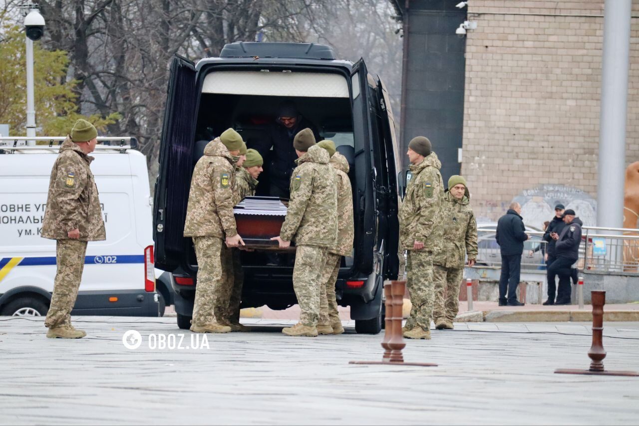 В Киеве попрощались с военным Владимиром Святненко, который погиб в результате ракетной атаки РФ. Фото