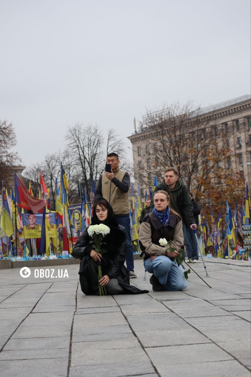 У Києві попрощалися з військовим, учасником проєкту Ukraїner Костянтином Гузенком. Фото та відео