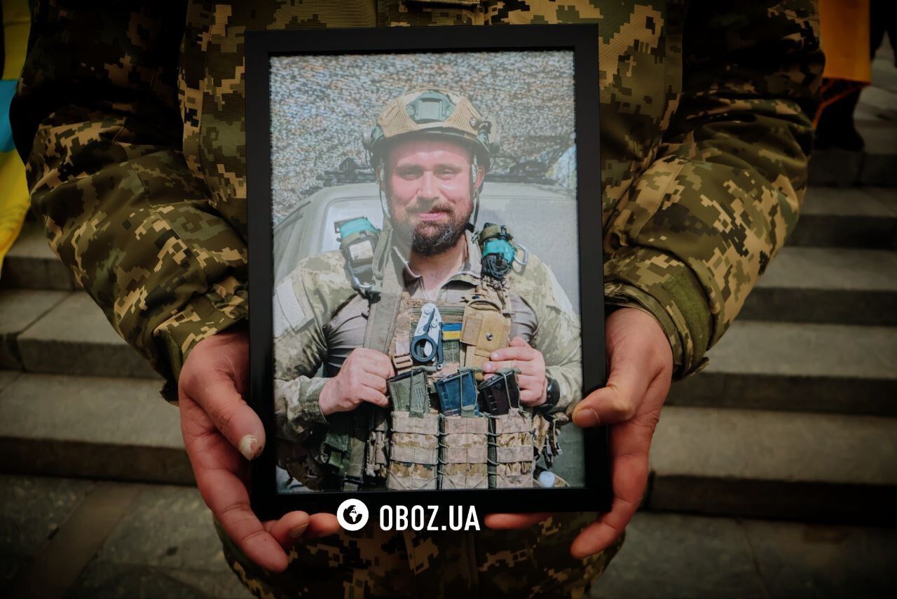 В Киеве попрощались с военным Владимиром Святненко, который погиб в результате ракетной атаки РФ. Фото