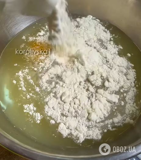 Тонкие блины на сыворотке, которые точно не рвутся: делимся лучшим рецептом