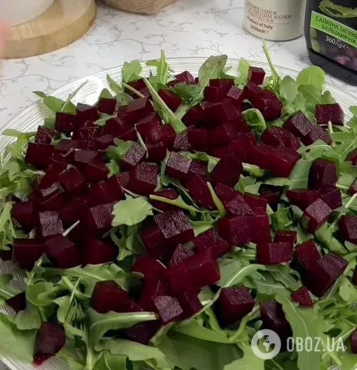 Полезный салат из запеченной свеклы на каждый день: как приготовить самое вкусное блюдо