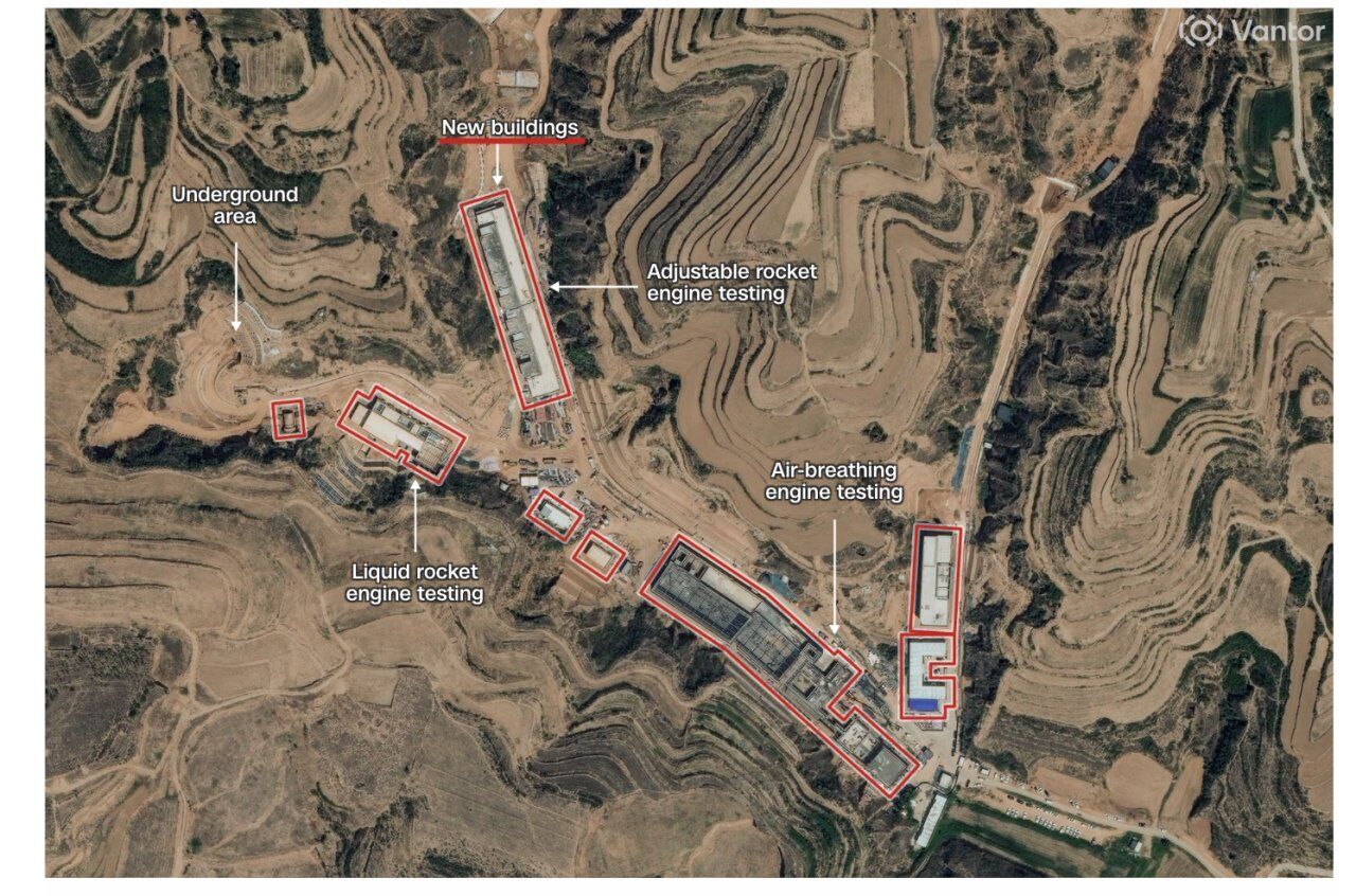 Нова гонка озброєнь: Китай різко збільшив виробництво ракет на тлі напруги зі США. Супутникові знімки