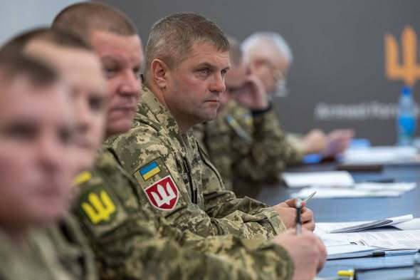 Сержанти, командири відділень і інструктори: Сирський розповів про зміни у підготовці особового складу ЗСУ