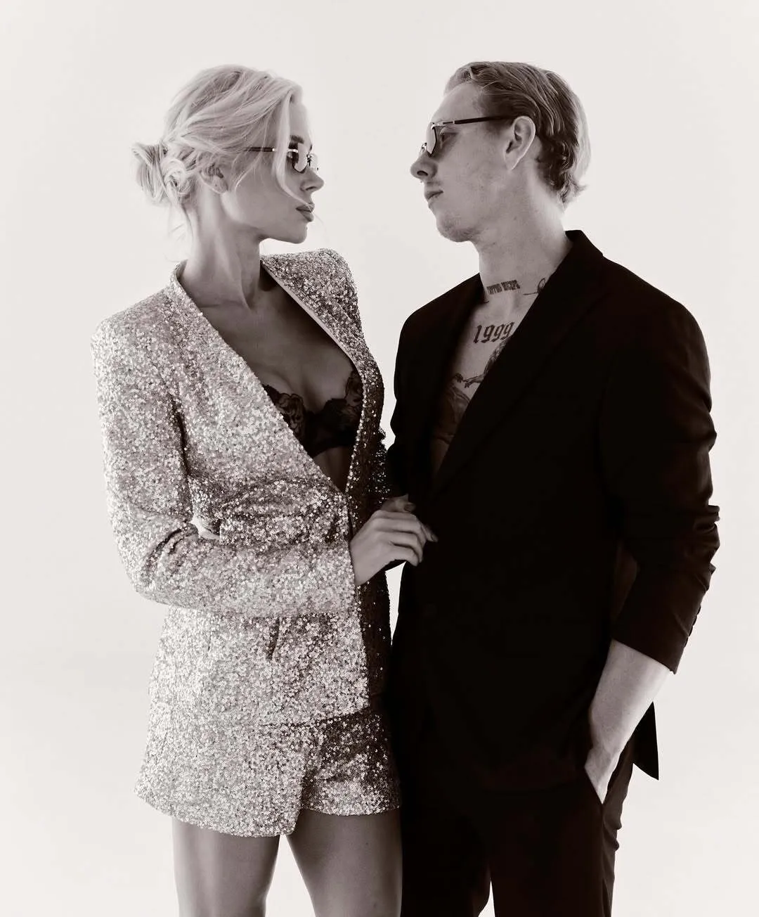 Жена футболиста сборной Украины снялась в откровенной фотосессии. Видео