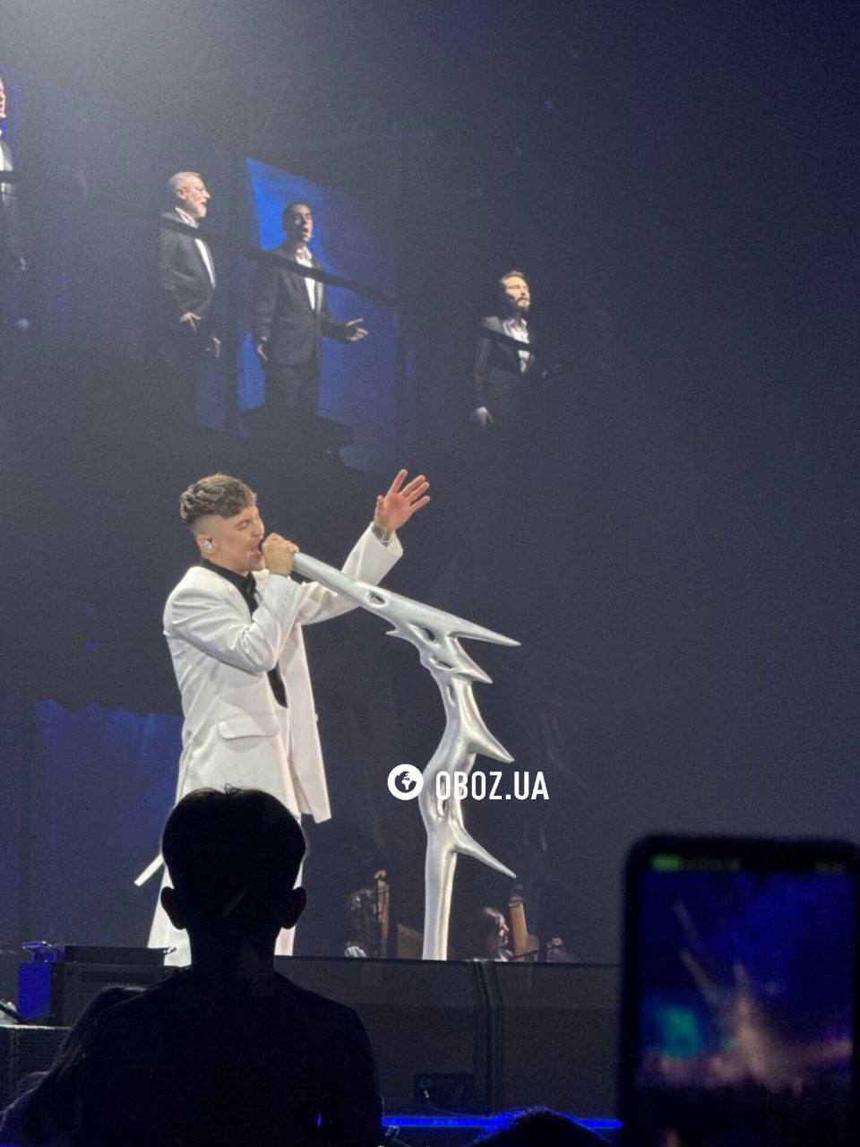 Новые песни и опасные трюки: Пивоваров грандиозно открыл рекордный марафон концертов во "Дворце Спорта" и сделал сюрприз фанатам. Фото и видео