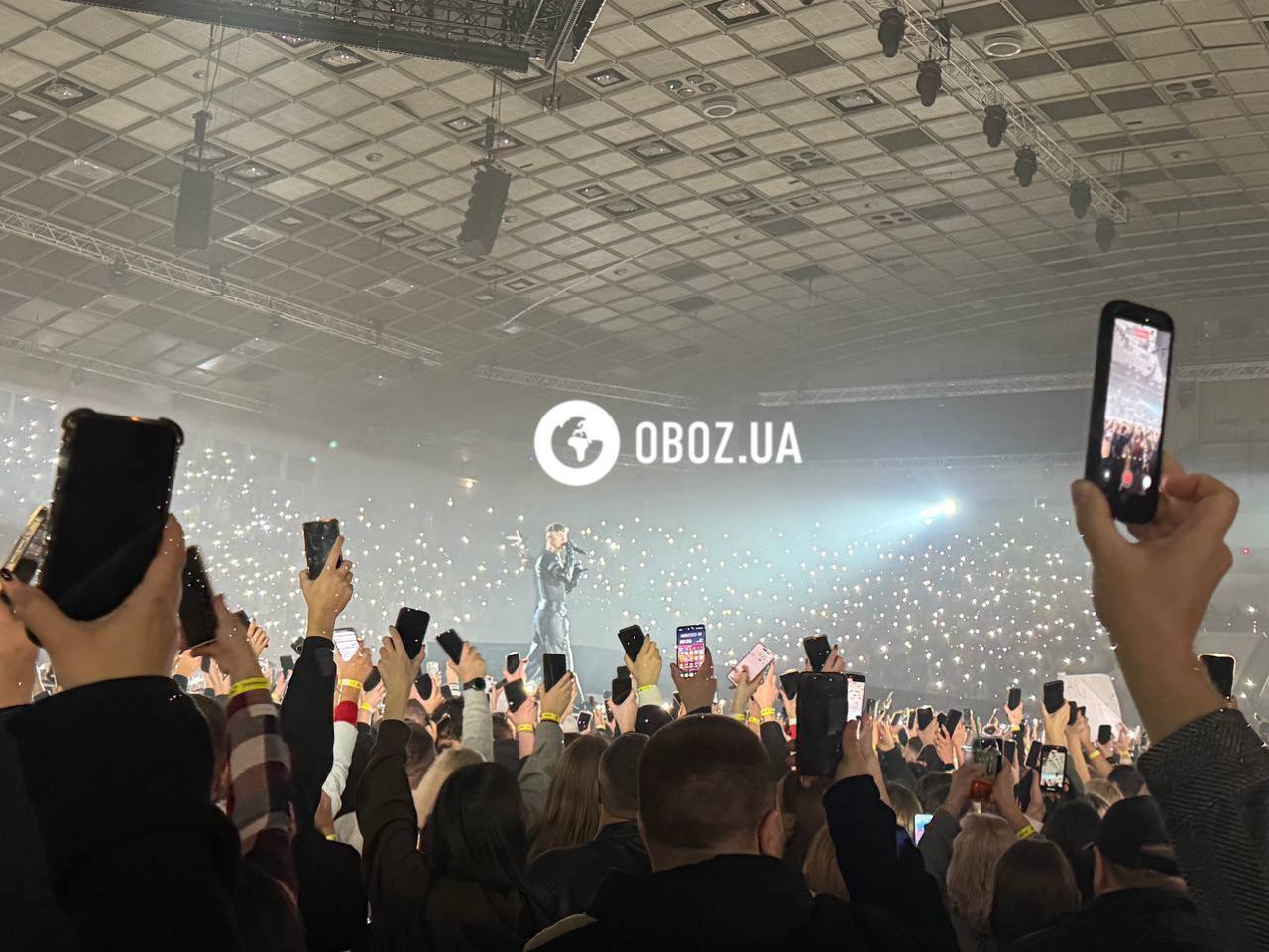 Новые песни и опасные трюки: Пивоваров грандиозно открыл рекордный марафон концертов во "Дворце Спорта" и сделал сюрприз фанатам. Фото и видео