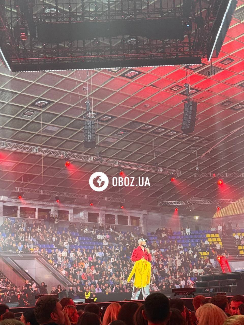 Новые песни и опасные трюки: Пивоваров грандиозно открыл рекордный марафон концертов во "Дворце Спорта" и сделал сюрприз фанатам. Фото и видео