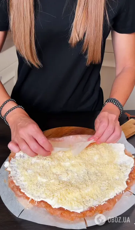 Що приготувати з фаршу замість котлет: рецепт ситного рулету