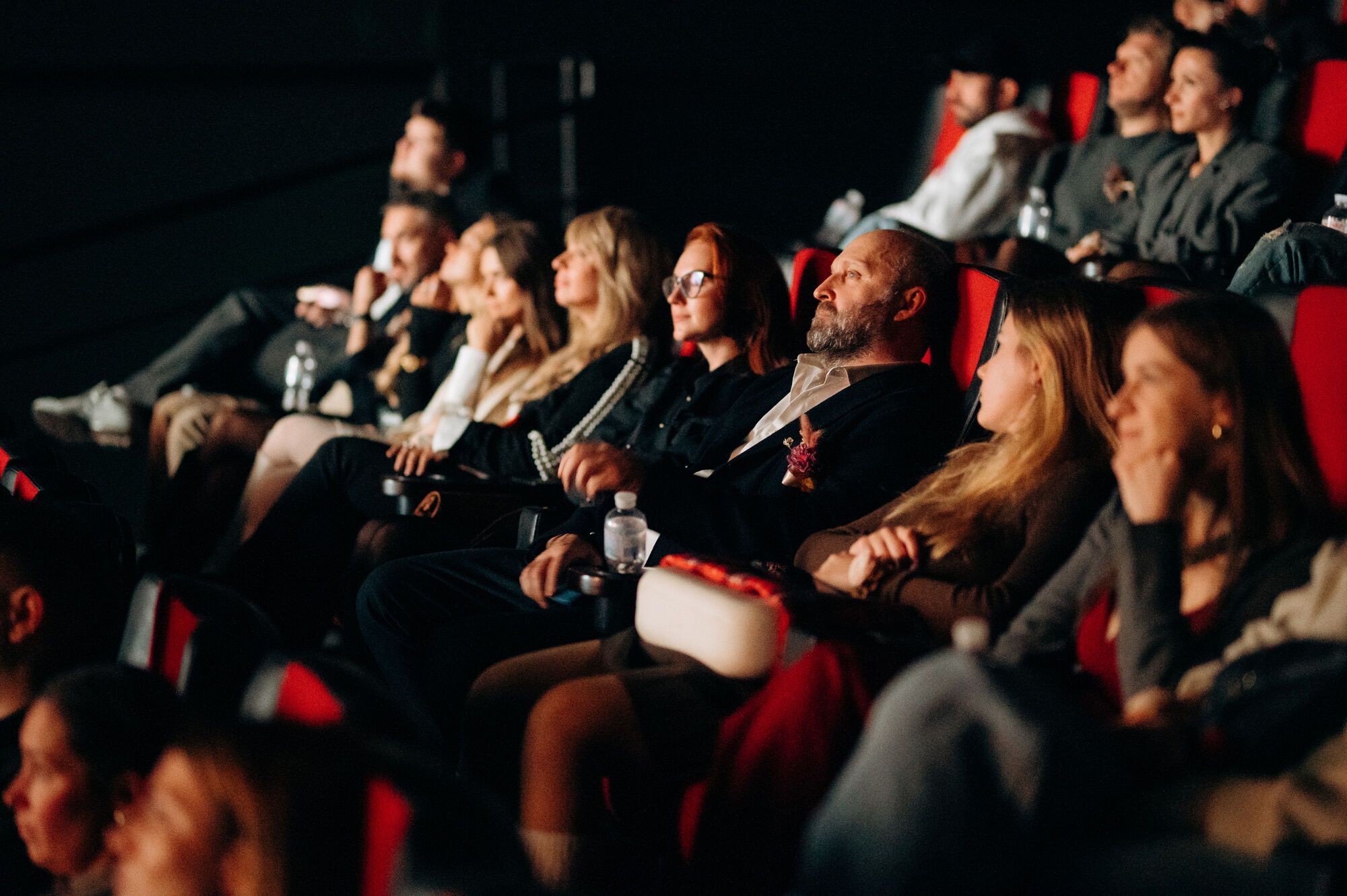 Сообщение от Роговцевой, требования Гнатковского и конфликт с автором романа. Закулисные тайны второго сезона "Кофе с кардамоном"