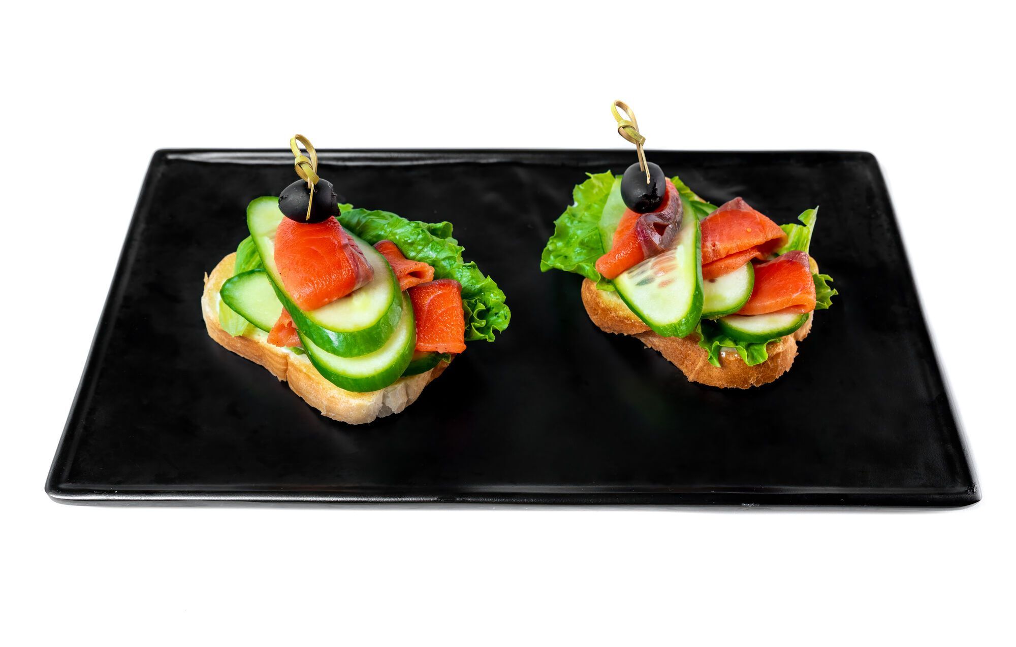 Як швидко засолити червону рибу на бутерброди: рецепт на Новий рік