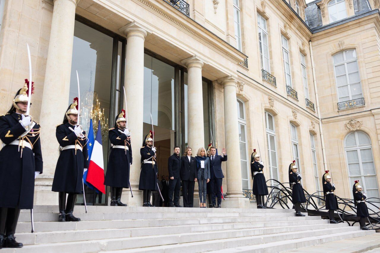 Зеленский посетил с визитом Францию и встретился с Макроном: все подробности. Фото и видео