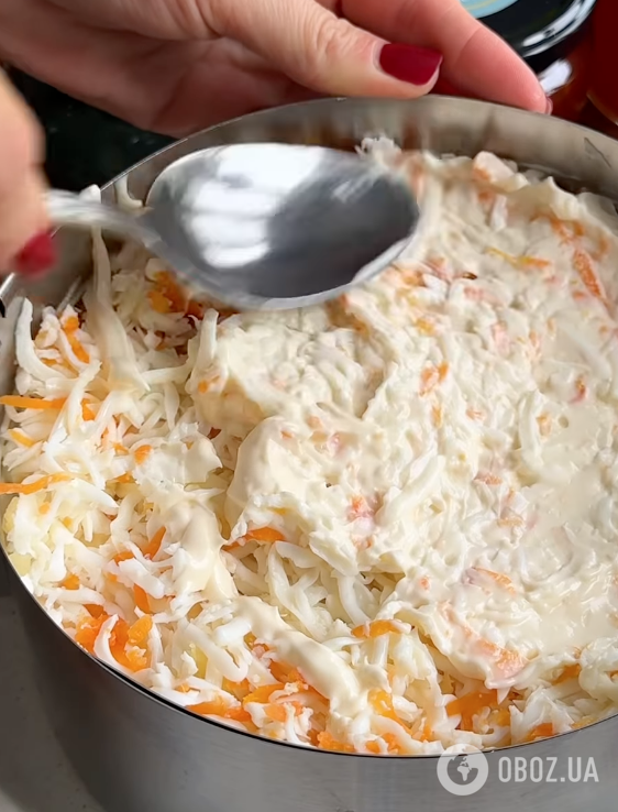 "Мімоза по-королівськи" для святкового столу: ділимося рецептом яскравої та смачної страви