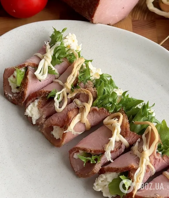 Смачна закуска з хамона з сиром і зеленню на Новий рік: ділимося простим рецептом