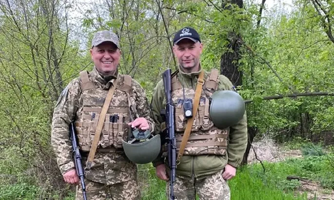 Знаменитий український тренер залишив Україну, розповівши про "дозвіл на високому рівні"