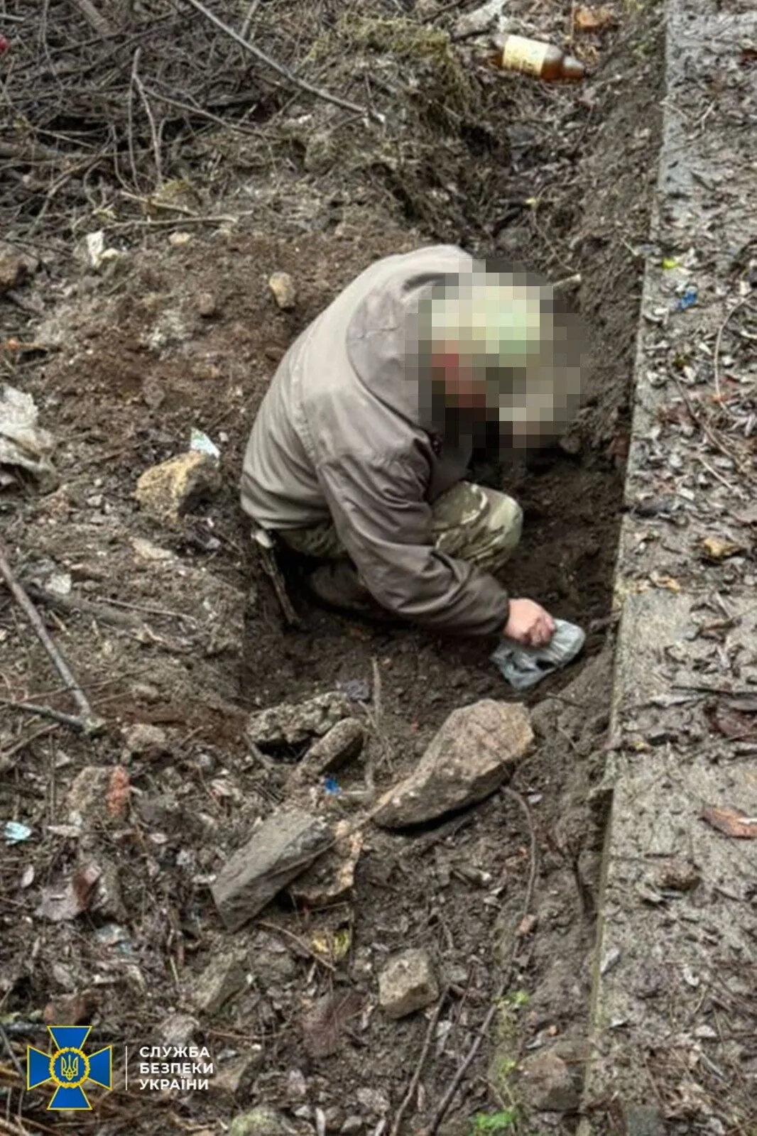 В Житомире СБУ и Нацполиция предотвратили теракт, который по заданию россиян готовила 16-летняя школьница: что известно. Фото