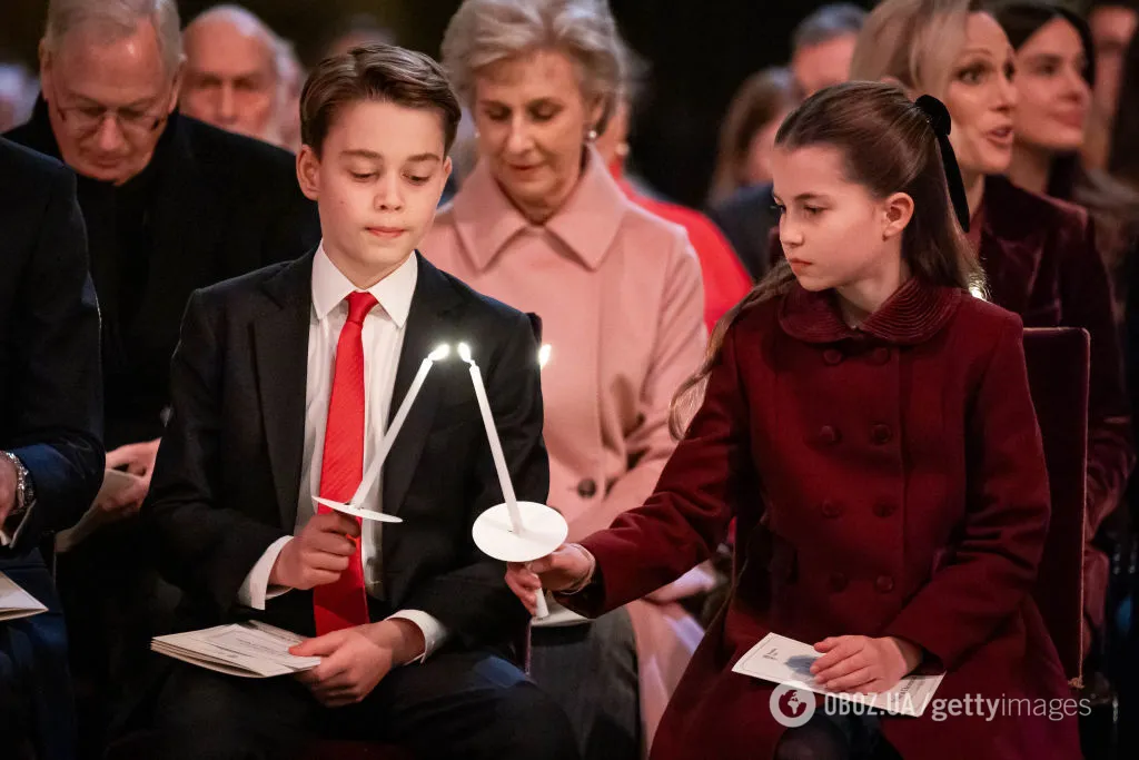 Принц Уильям мечтает запретить "дешевую" рождественскую традицию, которую начала Елизавета II: когда это может произойти