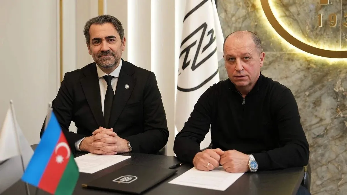 Знаменитий український тренер залишив Україну, розповівши про "дозвіл на високому рівні"