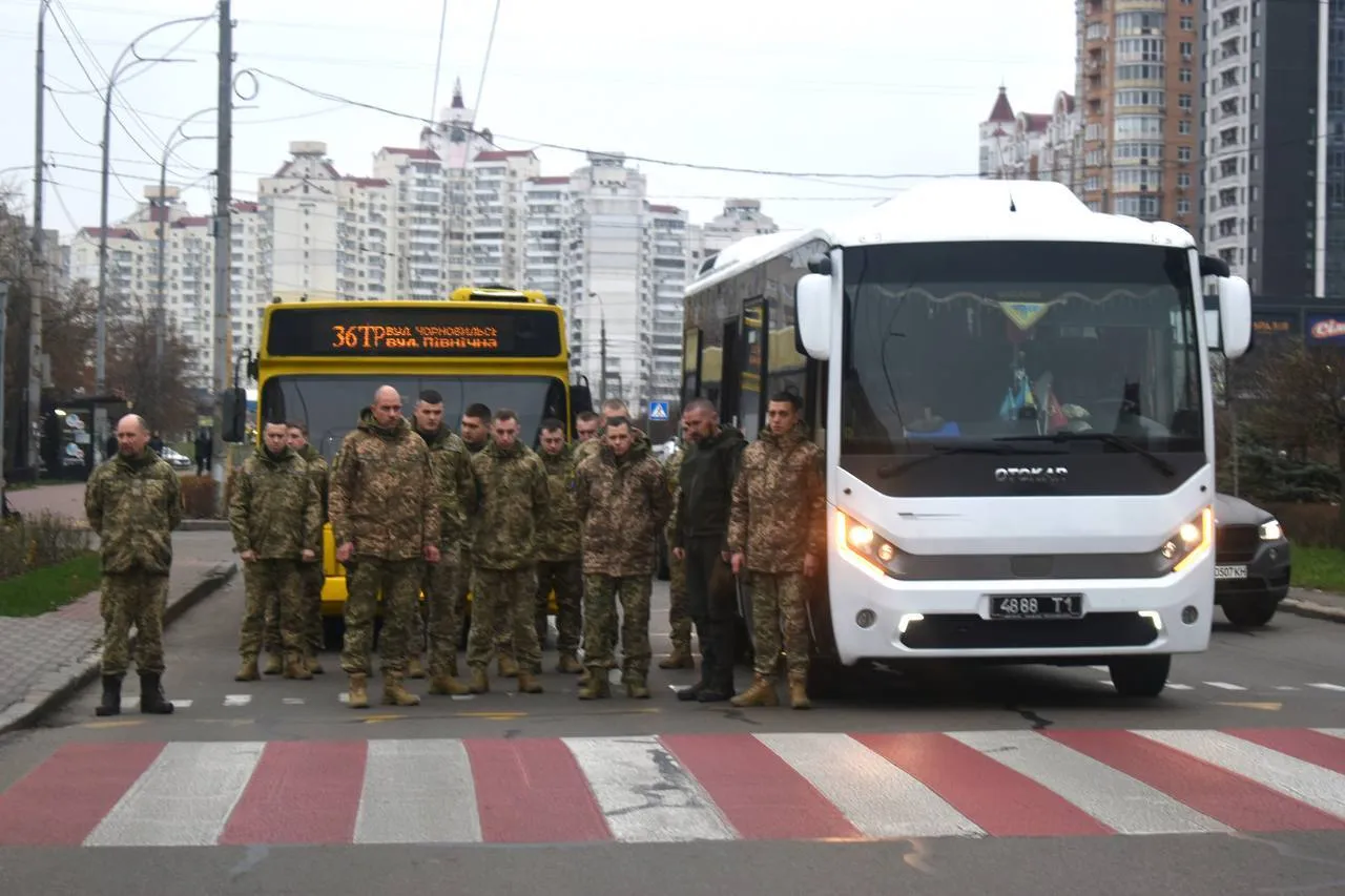 Це важка втрата: у Києві попрощалися з військовим Юрієм Сидоренком. Фото